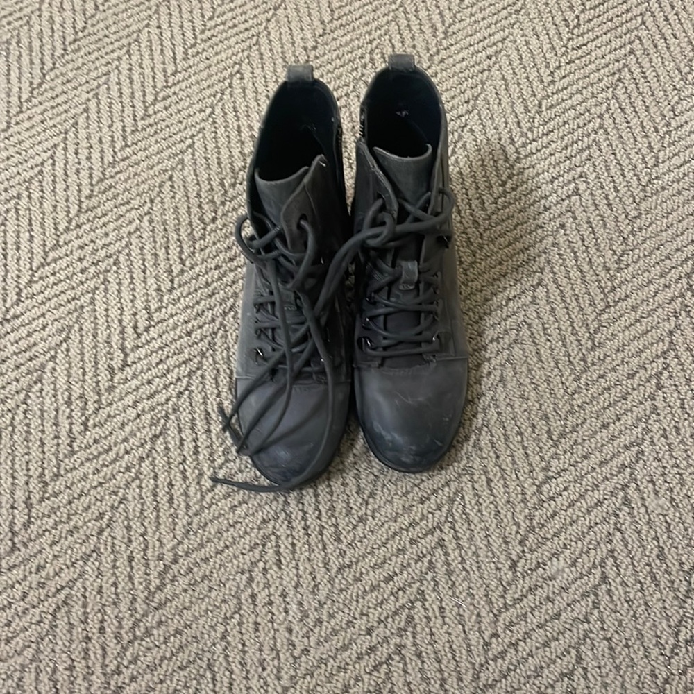 Sorel Joann of Artic Wedge lll Zip Booties